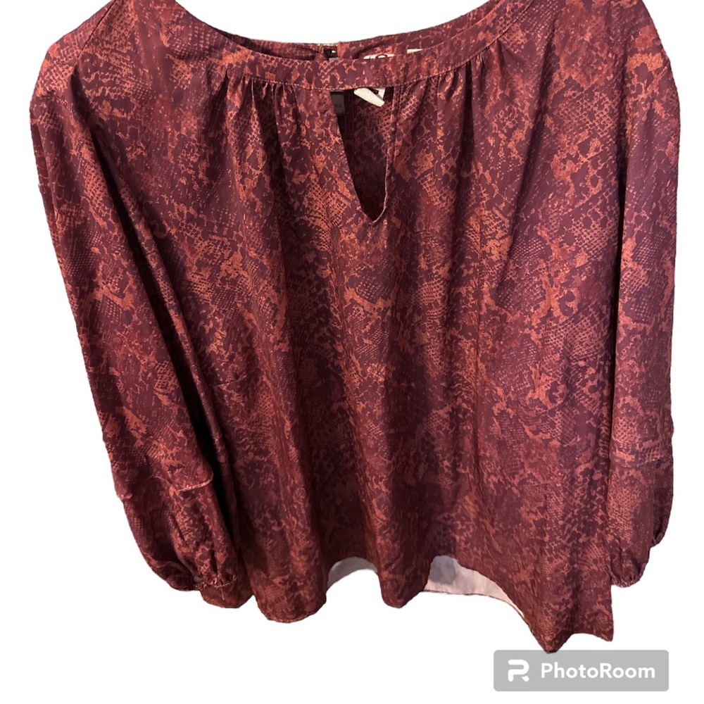 NWOT anthropology left coast collection Burgundy snakeskin quarter sleeve 3x